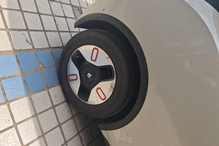 Used Baojun KiWi EV 2022 Artist Lite Edition Lithium Iron Phosphate Right Rear Wheel Hub