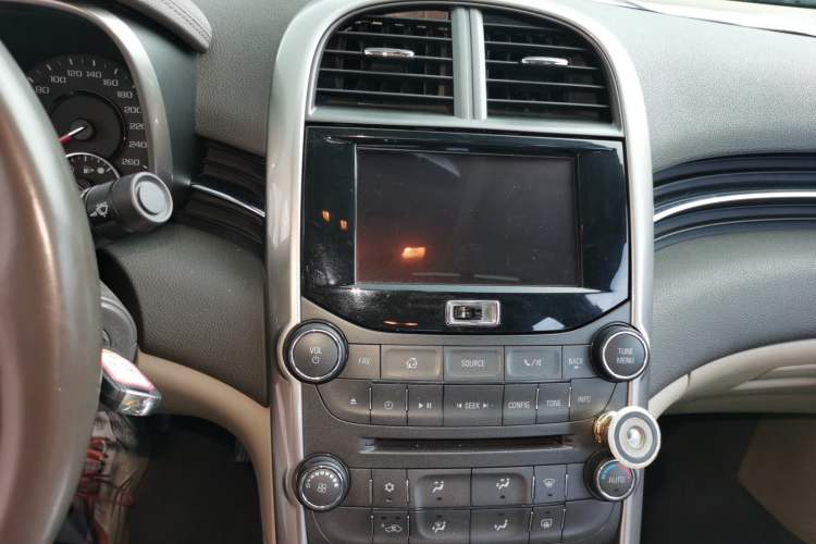 Used Chevrolet Malibu 2013 2.4L Automatic Luxury Edition