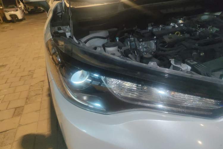 Used Toyota FRONTLANDER 2023 2.0L Smart Electric Hybrid Dual-Engine Leading Edition Right Front Headlight