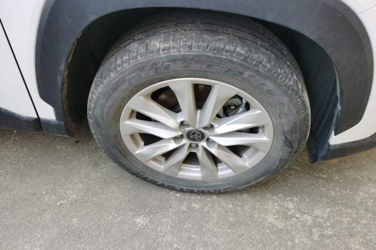 Used Toyota Corolla Cross 2022 2.0L Elite Edition Right Front Wheel Hub