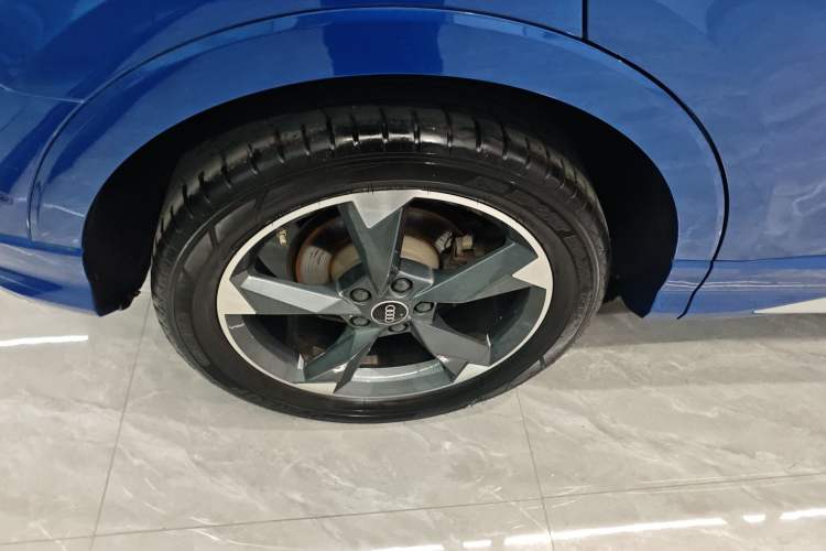 Used Audi Q3 2021 35 TFSI Fashion Dynamic Model