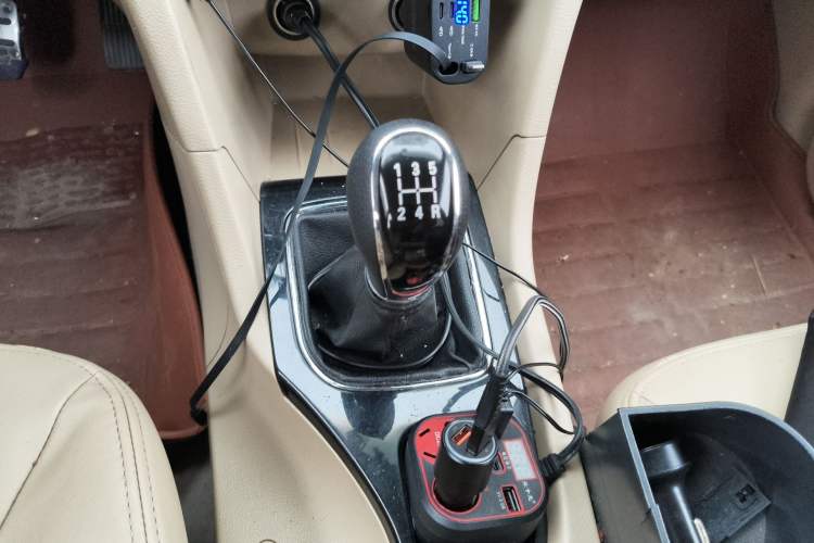 Used Baojun 730 2015 1.8L Manual Comfort ESP Version 7-seater