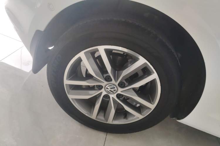 Used Volkswagen Golf 2017 230TSI Automatic Luxury Million-Vehicle Commemorative Edition