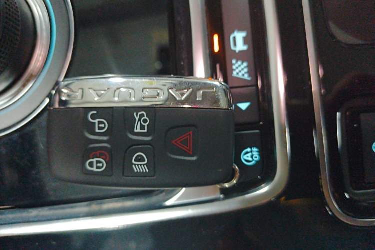 Used Jaguar XFL 2020 XFL 2.0T P200 Two-Wheel-Drive Elite Edition