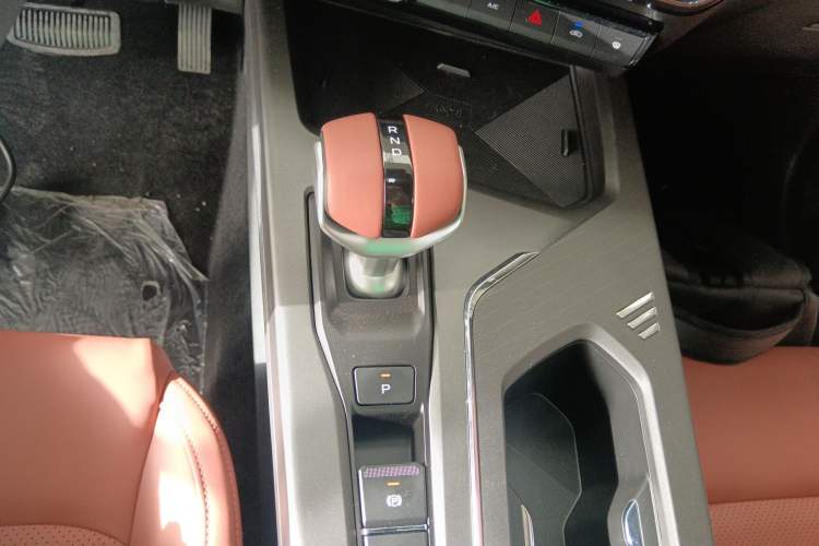 Used Changan X5 PLUS 2026 Model, Second Generation, 1.5T Excellence PRO