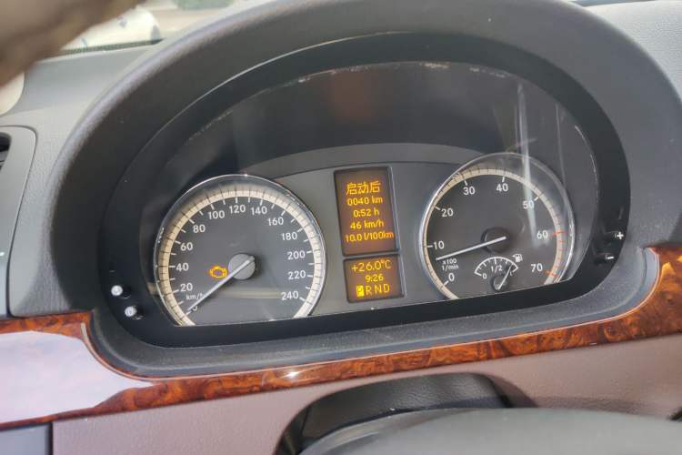 Used Mercedes-Benz Viano 2013 3.0L Comfort Edition Instrument Cluster