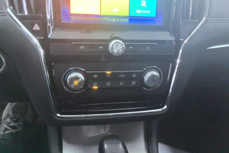 Used Roewe i6 2020 PLUS 1.6L CVT 4G Connected Glory Luxury Edition