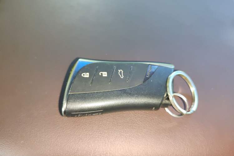 Used Lexus ES 2018 200 Excellence Edition China V Standard
