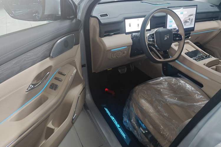 Used JETOUR Shanhai Shanhai L9 2025 1.5TD 2DHT Luxury Edition 6-Seater
