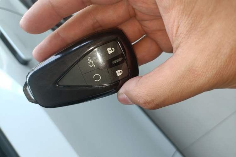 Used CHANGAN UNI-V 2025 1.5T 500Bar High-Energy Version