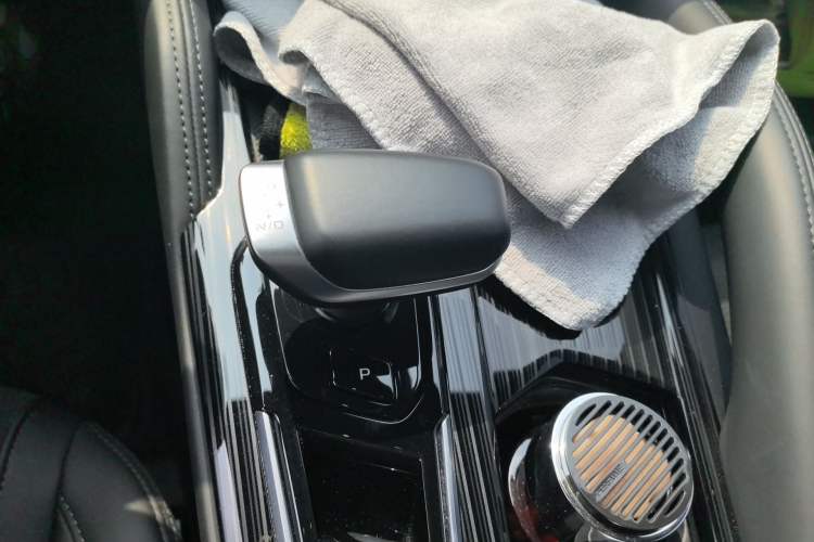 Used Geely Auto Monjaro L 2024 2.0TD High-Power Automatic Two-Wheel Drive Skyline Edition
