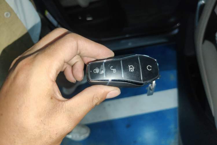 Used BYD Song Pro New Energy 2024 HONOR Edition DM-i 110KM Excellence Model Vehicle Key