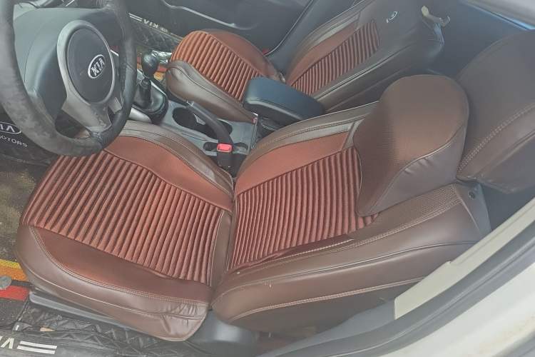 Used Kia Forte 2014 1.6L MT GL Left Front Seat