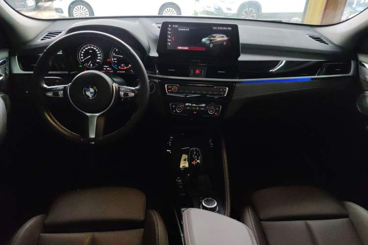Used BMW X2 2023 sDrive25i M Sport Package Center Console
