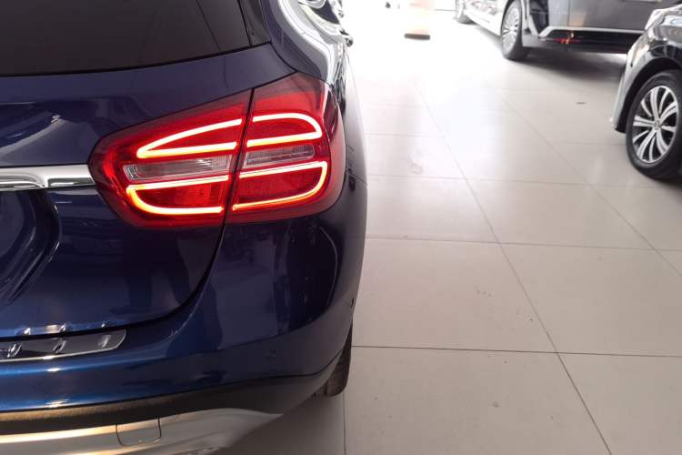 Used Mercedes-Benz GLA 2016 GLA 200 Fashion Model
