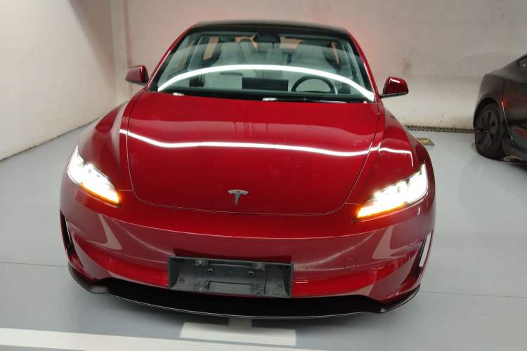 Used Tesla Model 3 2024 High-Performance All-Wheel-Drive Version