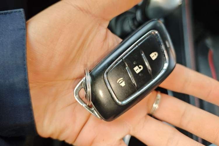 Used Foton General F9 2022 2.0T Gasoline Manual 4x4 Enjoyment Version Standard Cab 4G20TI5 Vehicle Key