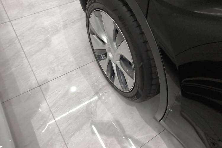 Used Tesla Model Y 2022 Rear-Wheel-Drive Version
