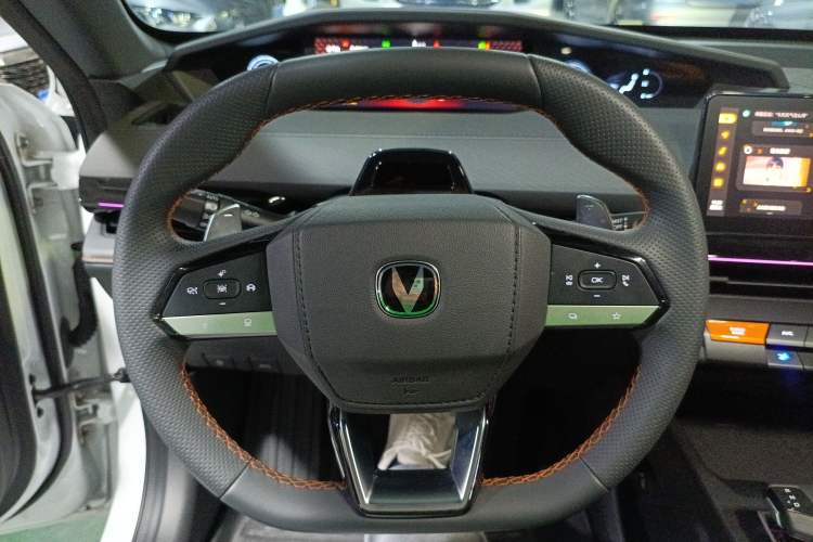 Used Changan UNI-V 2024 1.5T Prestige Edition