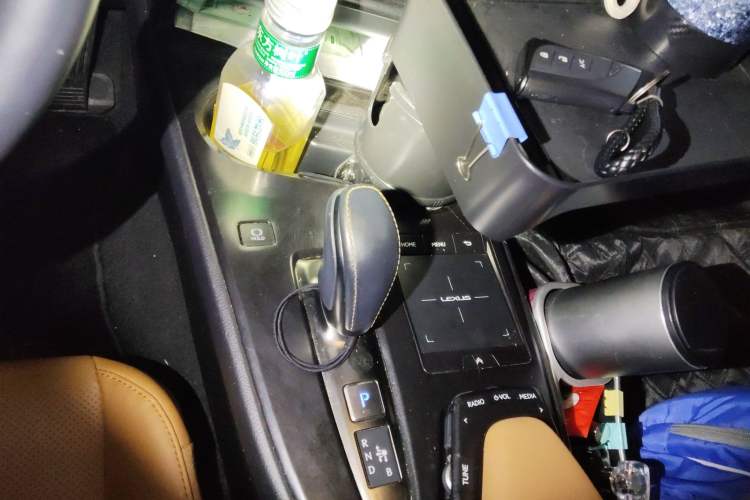 Used Lexus UX New Energy 2020 300e Pure·Joy Edition Gear Lever