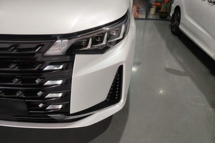 Used GAC Trumpchi M6 2023 PRO 270T DCT Luxury Edition