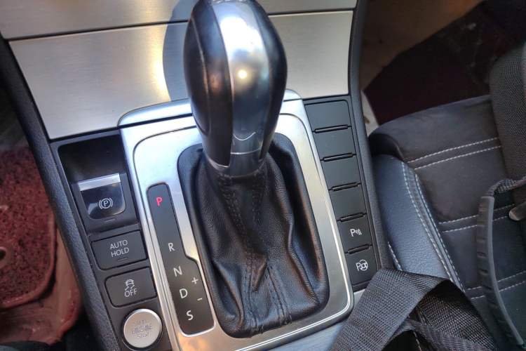 Used Volkswagen FAW-Volkswagen CC 2012 2.0 TSI Luxury Model