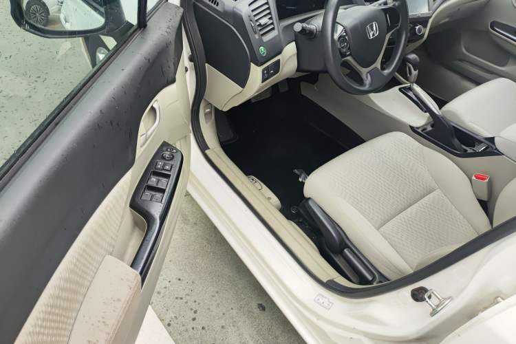 Used Honda Civic 2014 1.8L Automatic Classic Edition
