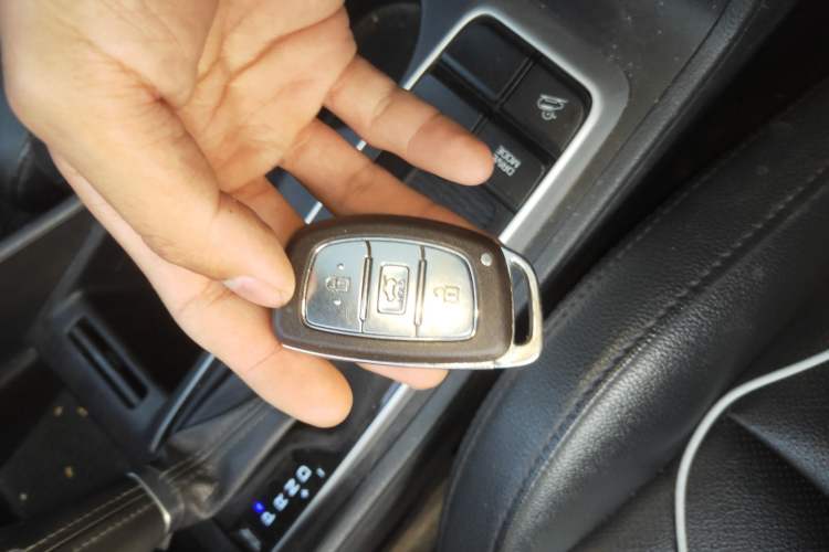 Used Hyundai Tucson 2018 1.6T Dual-Clutch Two-Wheel Drive 15th Anniversary Special Edition Interior 1