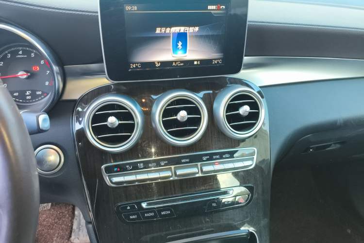 Used Mercedes-Benz GLC 2019 GLC 260 L 4MATIC Dynamic Model