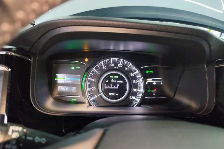 Used Honda Elysion 2019 2.0L Hybrid Luxury Edition
