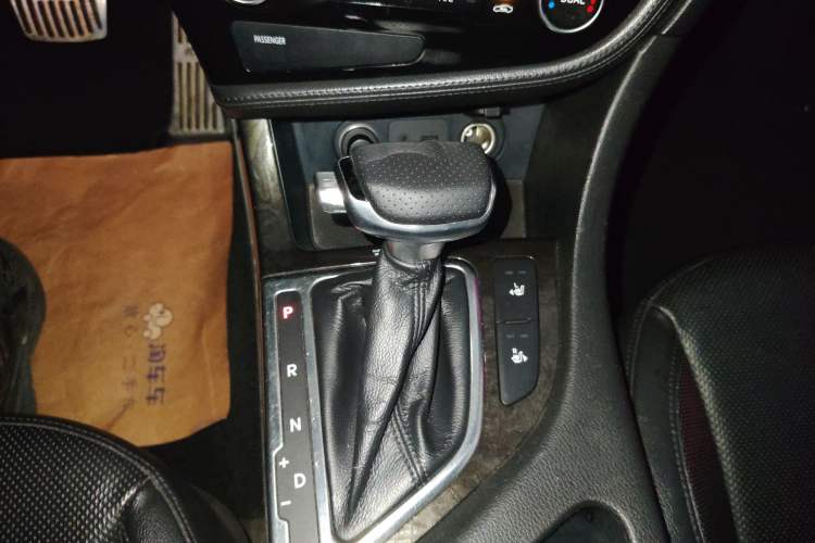 Used Kia K5 2014 2.0L Automatic LUXURY Gear Lever