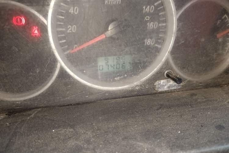 Used Dongfeng Xiaokang K07S 2016 1.2L Practical Version DK12-10 Odometer Close Up