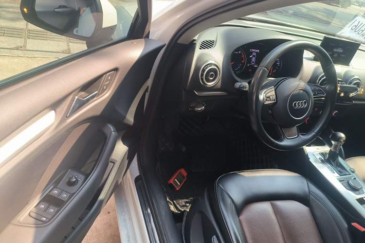 Used Audi A3 2016 Limousine 35 TFSI Ambition Edition