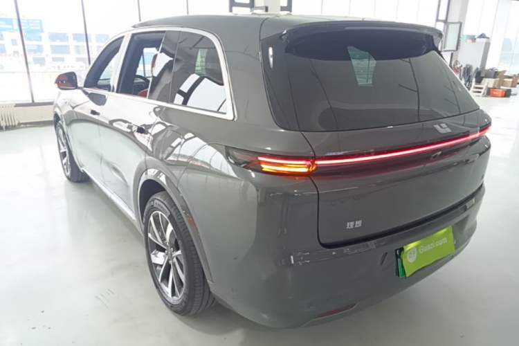 Used Li Auto L8 2023 Pro Model
