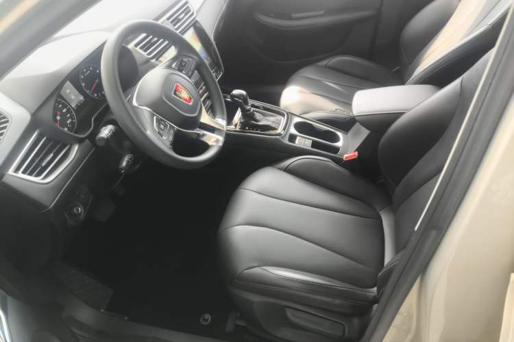 Used Roewe i5 2019 1.5L Automatic 4G Connected Linghao Flagship Edition