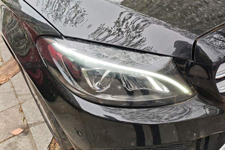 Used Mercedes-Benz C-Class 2015 C 200 L Sport Edition Right Front Headlight