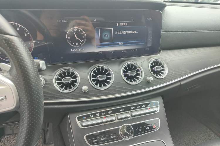 Used Mercedes-Benz E-Class 2019 Restyled E 300 L Sporty and Stylish Edition Audio And AC Panel