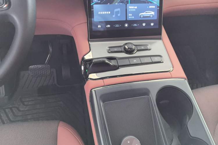 Used Nio EC6 2020 430 km Sport Version Gear Lever