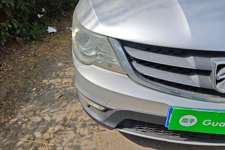 Used Baojun 730 2015 1.8L Manual Luxury Navigation ESP Version 7-seater