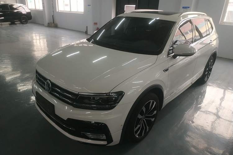 Used Volkswagen Tiguan L 2019 330TSI Automatic Two-Wheel Drive R-Line Flagship Model China VI Standard