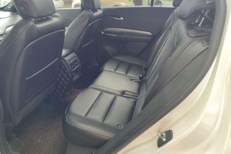 Used Cadillac XT4 2020 28T Two-Wheel-Drive Leading Version