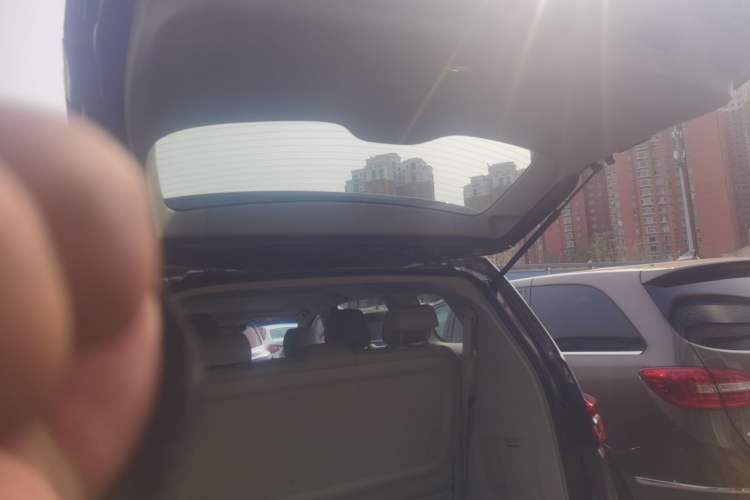 Used Buick GL8 2023 Land Executive Class Smart Enjoyment Model Trunk