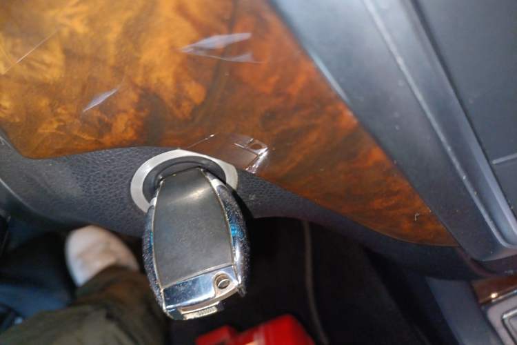 Used Mercedes-Benz M-Class 2014 ML 400 4MATIC Luxury Model