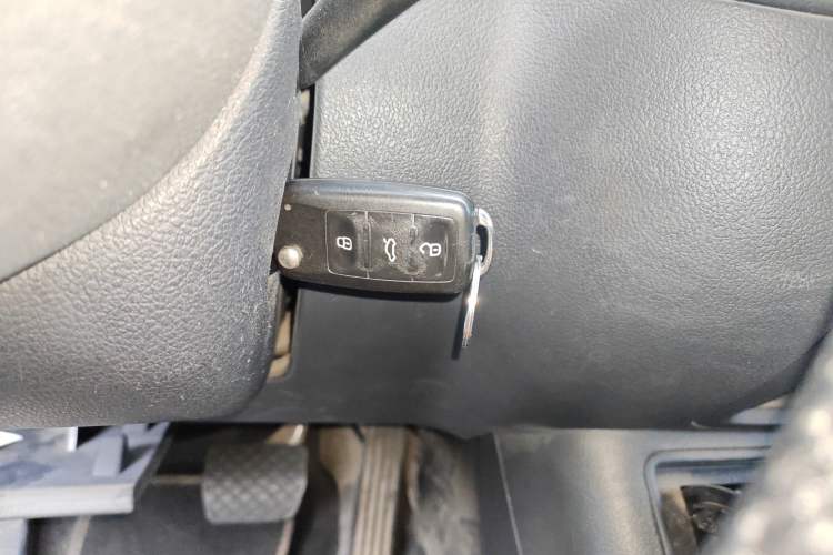 Used Volkswagen Tiguan L 2015 1.8TSI Automatic Two-Wheel Drive Trend Edition