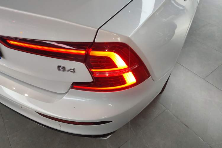 Used Volvo S60 2022 B4 Zhiyuan Sport Edition