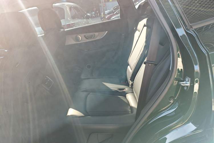 Used Chery Tiggo 8 PRO 2024 Champion Edition 290T Two-Wheel Drive Shining Version 5 Seats Left Rear Seat