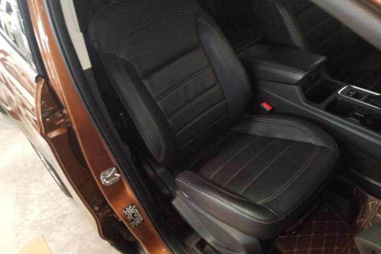 Used Ford Kuga 2017 EcoBoost 180 Two-Wheel-Drive Platinum Edition