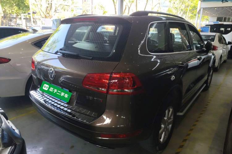 Used Volkswagen Touareg 2015 3.0 TDI Diesel Standard Model
