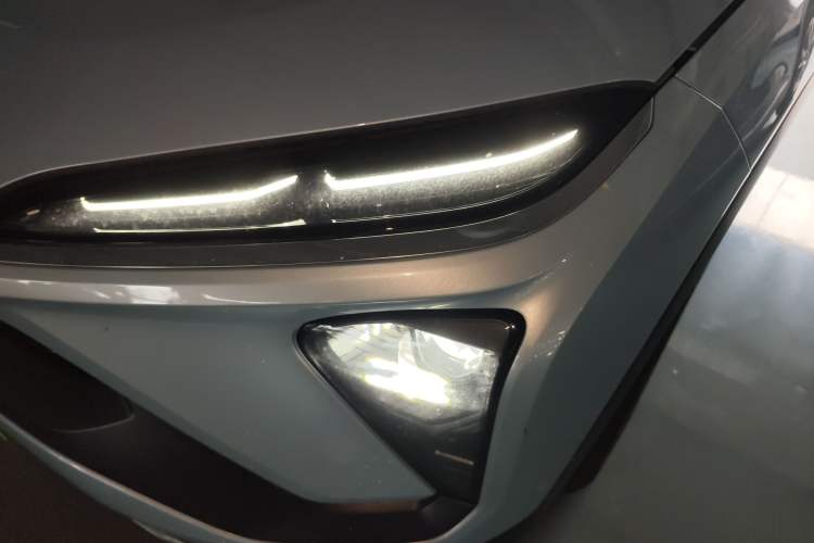 Used Nio ES6 2022 75 kWh Sport Edition Left Front Headlight