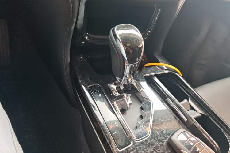 Used Toyota Crown 2018 2.0T Fashion Edition